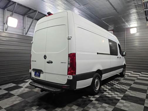 2019 Mercedes-Benz Sprinter 2500 High Roof