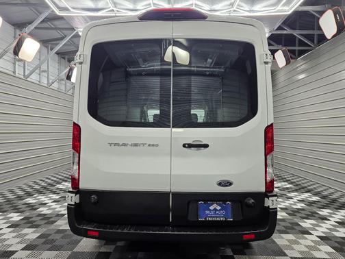 2020 Ford Transit-250