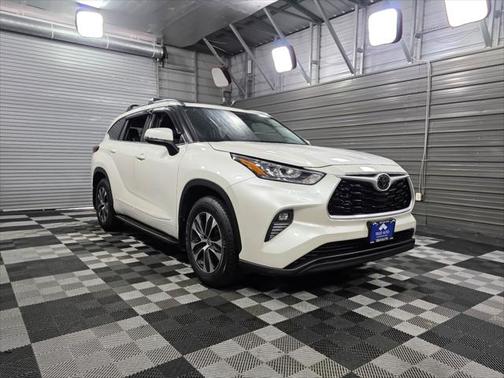 2020 Toyota Highlander XLE