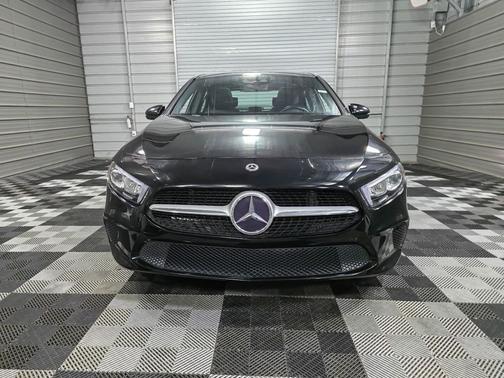 2019 Mercedes-Benz A-Class A 220 4-Door Sedan w/Premium Pkg