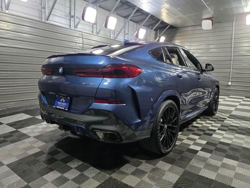 2023 BMW X6 xDrive40i AWD Luxury SUV