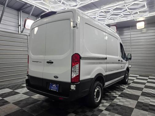 Oxford White 2019 Ford Transit-250 Base