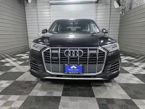 2021 Audi Q7 55 Prestige