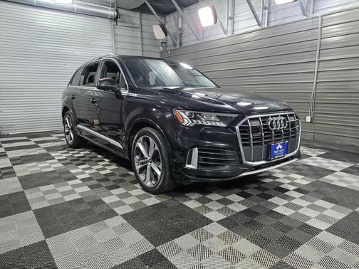 2021 Audi Q7 55 Prestige