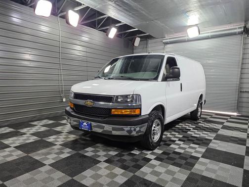 2021 Chevrolet Express 2500 RWD 2500 Regular Wheelbase WT