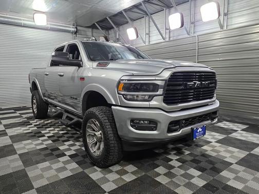 2021 RAM 2500 Laramie 4WD Crew Cab 6.4L V8 Hemi Pickup Truck w/Night/Level A Pkgs