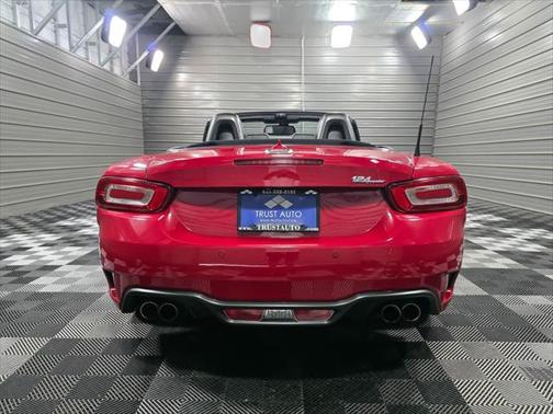 2017 FIAT 124 Spider Base