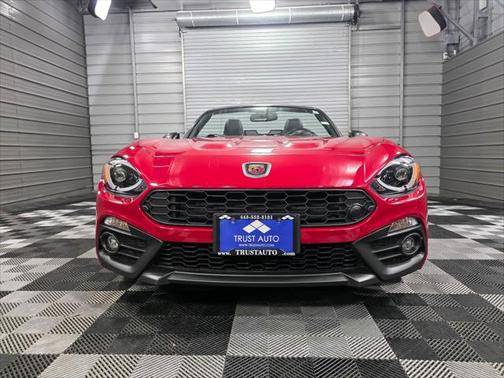 2017 FIAT 124 Spider Base