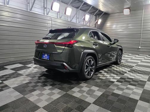 2021 Lexus UX 250h Base
