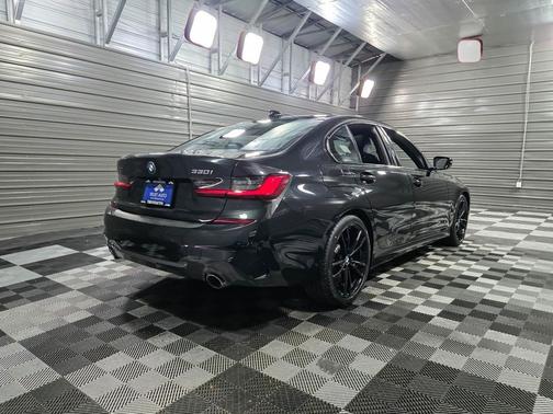 2020 BMW 330 i xDrive