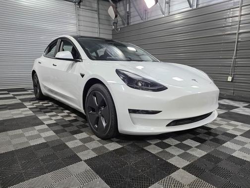 2023 Tesla Model 3 Standard Range