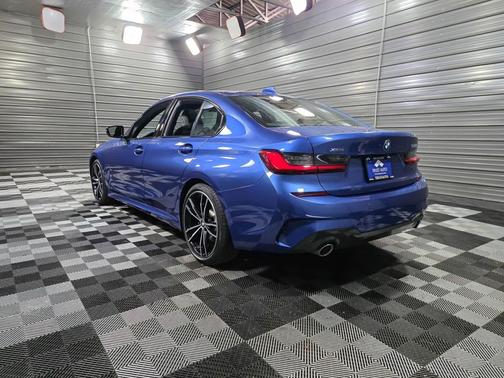 2020 BMW 330 i xDrive
