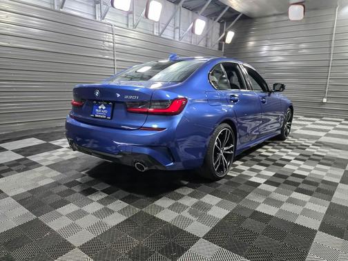 2020 BMW 330 i xDrive