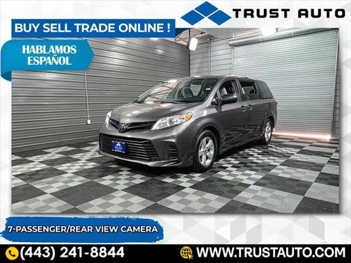2019 Toyota Sienna SE