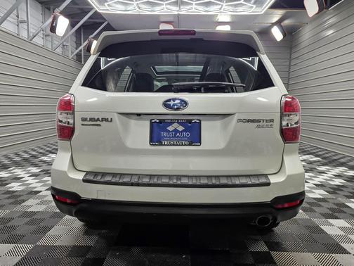 Satin White Pearl 2015 Subaru Forester 2.5i Limited