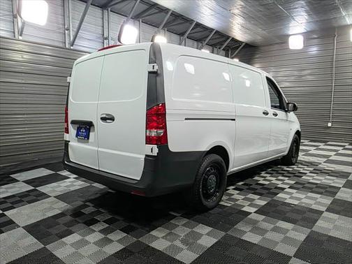 2020 Mercedes-Benz Metris Base
