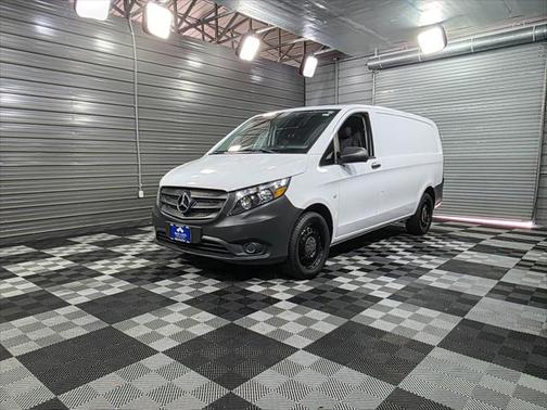 2020 Mercedes-Benz Metris Base