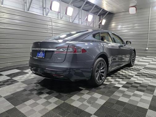 2017 Tesla Model S 100D