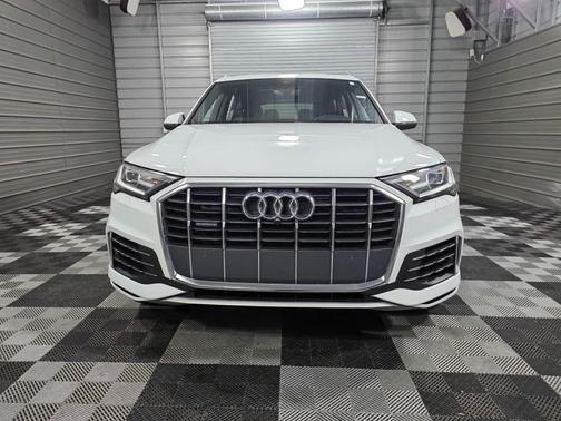 2020 Audi Q7 55 Premium