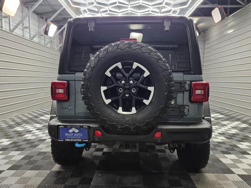 Anvil Clear Coat 2024 Jeep Wrangler 4xe Rubicon
