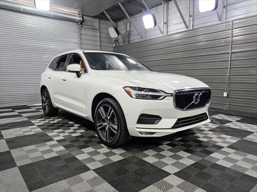 2019 Volvo XC60 T6 Momentum