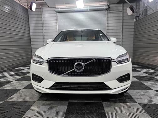 2019 Volvo XC60 T6 Momentum