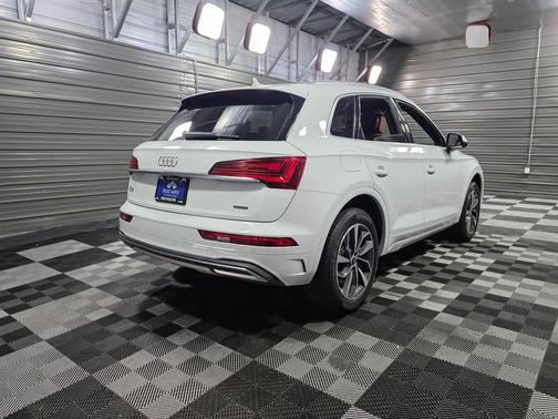 2021 Audi Q5 45 Premium Plus