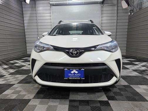 2022 Toyota C-HR XLE SUV