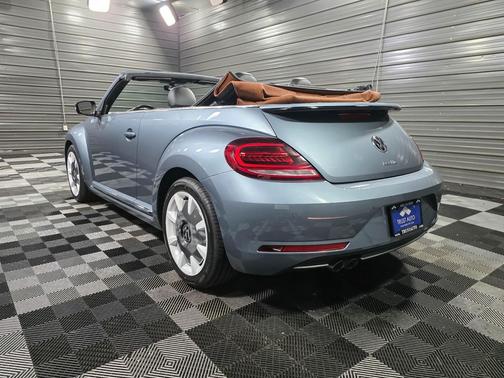 2019 Volkswagen Beetle 2.0T SE