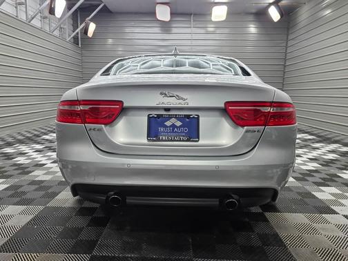 Rhodium Silver Metallic 2017 Jaguar XE 25t Prestige Luxury 4-Door Sedan