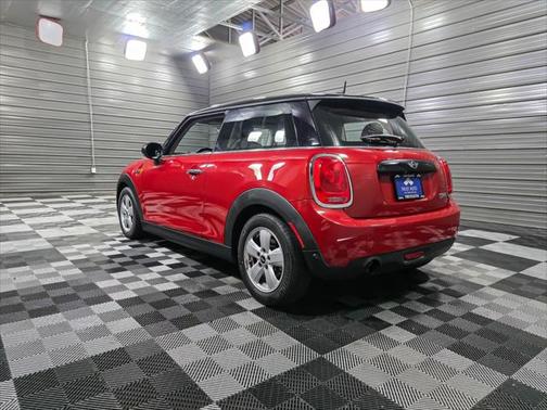 2017 MINI Hardtop Cooper