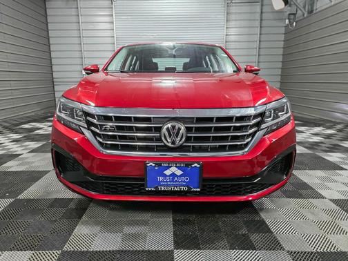 2020 Volkswagen Passat 2.0T R-Line