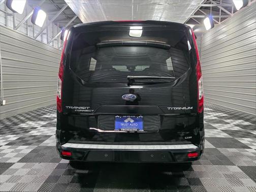 2020 Ford Transit Connect Titanium w/Rear Liftgate