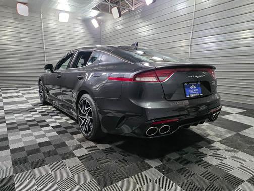 2022 Kia Stinger GT-Line AWD Sedan