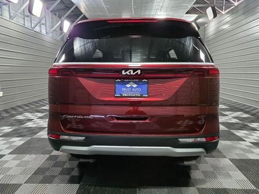 2022 Kia Carnival EX