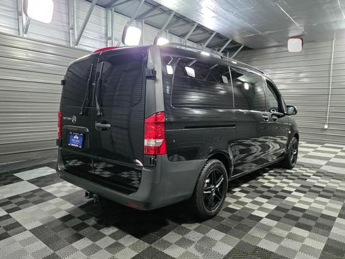 2019 Mercedes-Benz Metris Base
