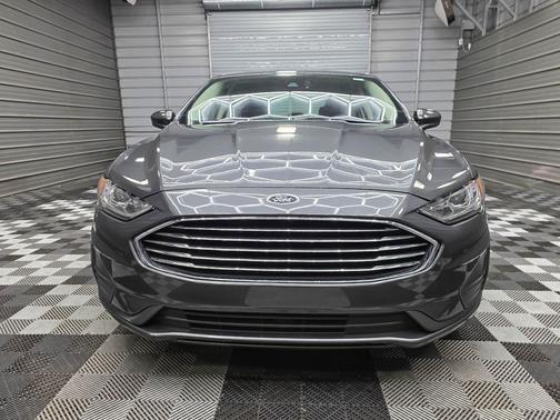 Magnetic Metallic 2020 Ford Fusion SE Hybrid-Electric Sedan