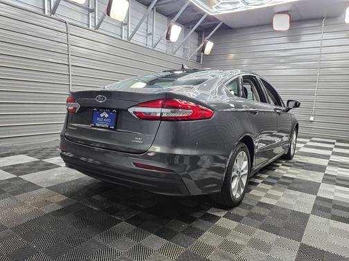 Magnetic Metallic 2020 Ford Fusion SE Hybrid-Electric Sedan