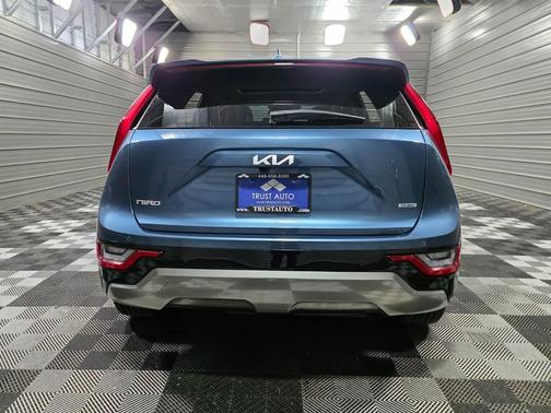 2024 Kia Niro Touring