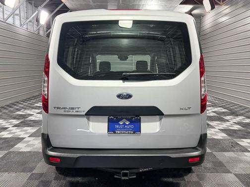 2022 Ford Transit Connect XLT w/Rear Liftgate