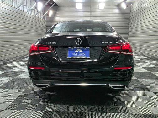 2022 Mercedes-Benz A-Class A 220 4MATIC AWD Sedan w/Premium Pkg