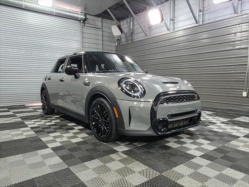 2022 MINI Hardtop Cooper S