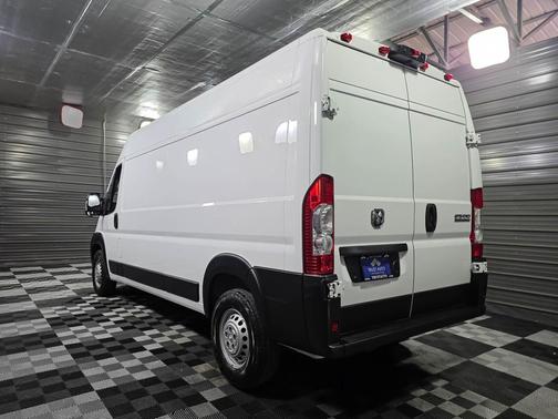 2024 RAM ProMaster 2500 Tradesman