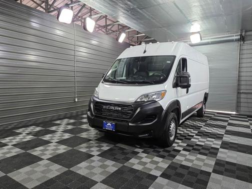 2024 RAM ProMaster 2500 Tradesman