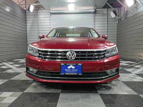 2018 Volkswagen Passat 2.0T SE