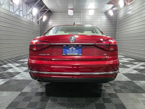 2018 Volkswagen Passat 2.0T SE
