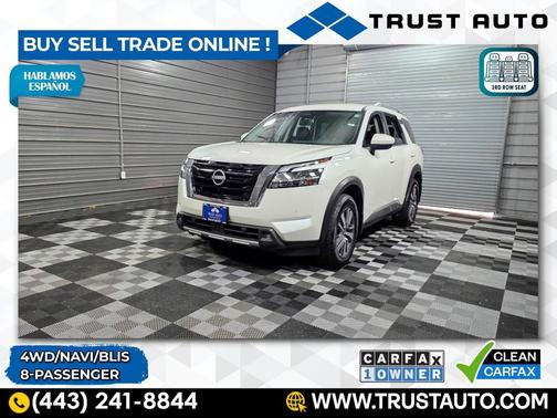 2022 Nissan Pathfinder SL 4WD 8-Passenger SUV