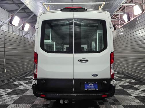 2019 Ford Transit-250 Base