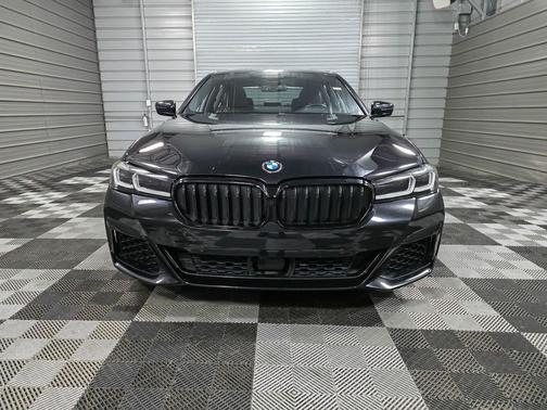 2023 BMW 540 i xDrive