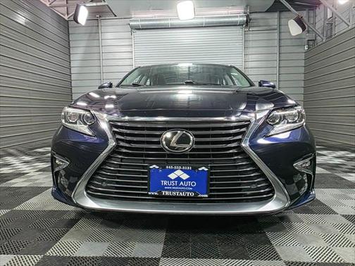 2017 Lexus ES 350 Base